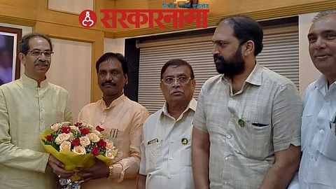 Uddhav Thackeray Visit Assembly House News Mumbai