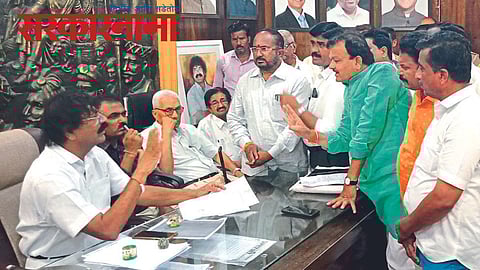 Dhule mayor Pradeep Karpe