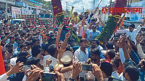 Girish Mahajan grand wel come