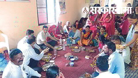 Collector & Officers having lunch at Anganwadi