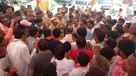 Buldana shivsena attack