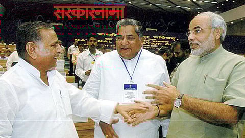 Mulayam Singh yadav-Narendra Modi