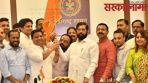 Suresh Mhatre joins Shinde group