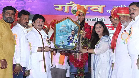 Pankaja Munde, Dhananjay Munde News