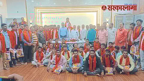 NCP Workerss join Shinde Group