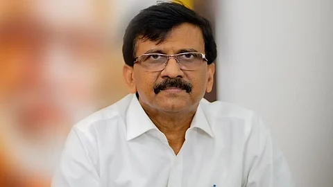 'शिवरायांचा अपमान करणाऱ्यांचा बचाव करणारे सीमाभागातील बांधवांना काय न्याय देणार?'