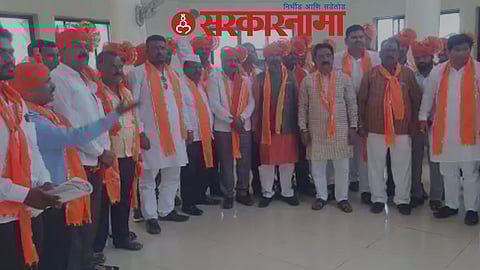 Manoj Pawar joins Shiv Sena