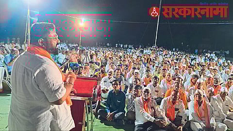 Adway Hiray with supporters