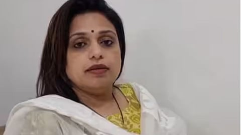 Sheetal Mhatre Viral Video :