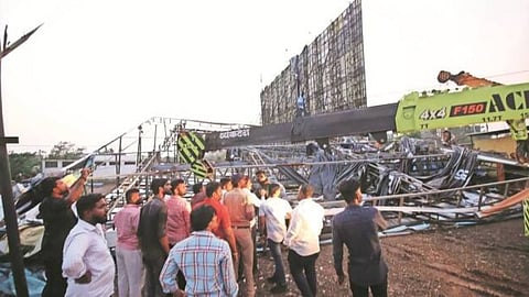 PCMC Illegal hoarding Accident