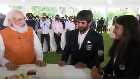 Narendra Modi, Bajrang Punia, Vinesh Phogat