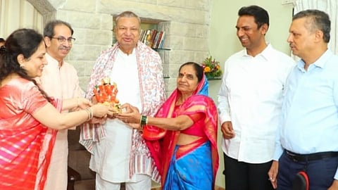 Uddhav Thackeray and Yashwantrao Gadakh Patil