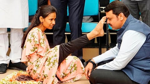 Fadnavis Gets Emotional