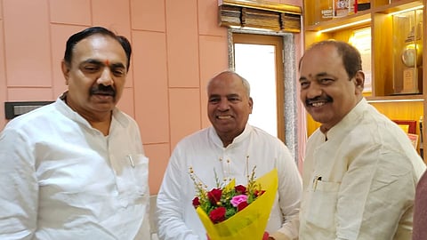 Jayant Patil-Narsayya Adam-Mahesh kote