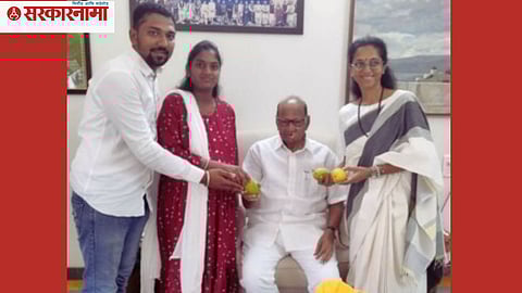 Prashant Virkar with Sharad pawar and Supriya Sule