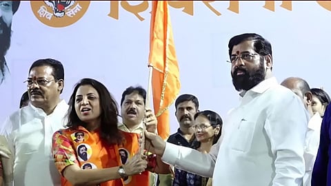 Manisha Kayande Join Shivsena