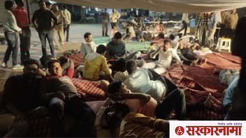 Farmers In Front of MLA Vijay Agrawal's House.