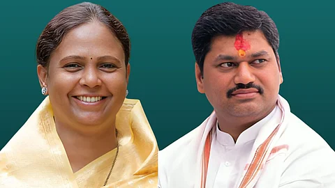 Monika Rajale, Dhananjay Munde