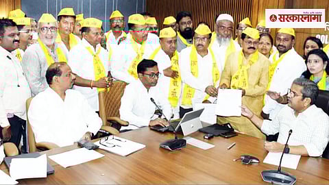 Ahmednagar Protest News