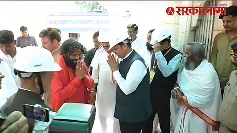 Devendra Fadanvis, Dr. Ashish Deshmukh and Others