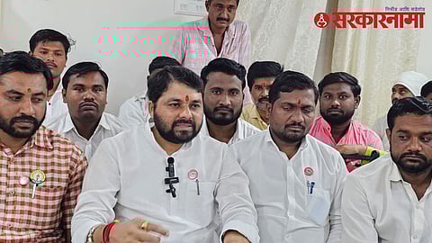 Ravikant Tupkar with Others