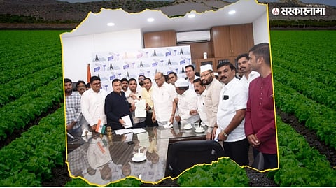 Sharad Pawar with Nashik Farmers