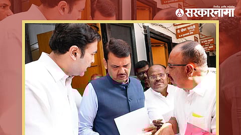 Devendra Fadnavis, Atul Bhosale