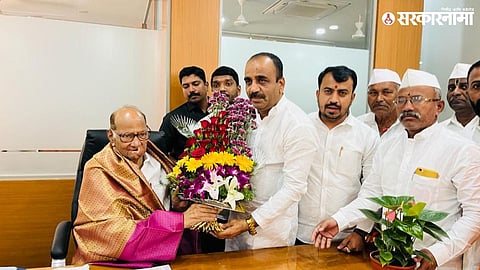 Sharad Pawar and Datta Padavl