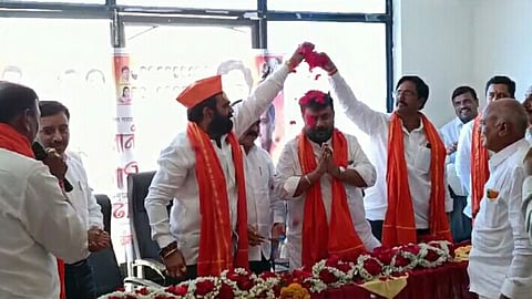 Santosh Bangar, Hemant Patil