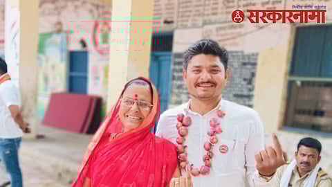 sandeep patil voting wearing onion