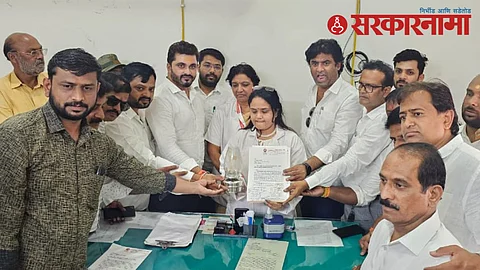 shivsena thackeray group gifted lantern balasaheb thackeray hospital