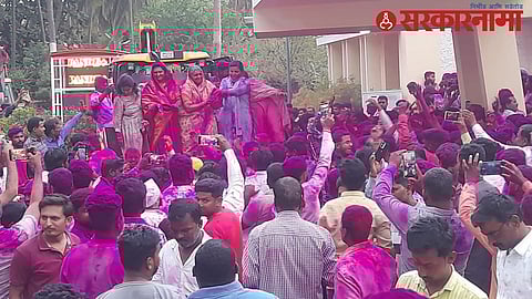 Akluj celebration