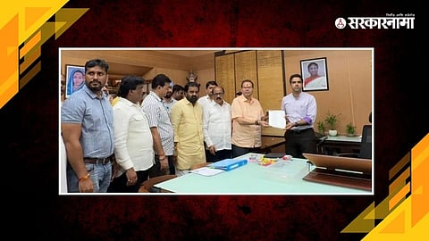 Shivsena UBT delegation with Nashik Collector