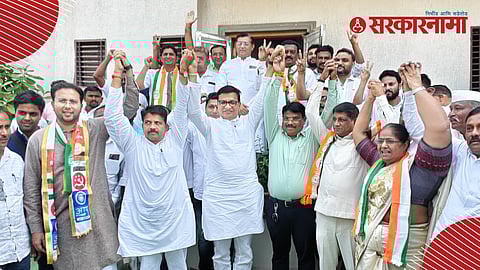 Balasaheb Thorat with Dhule Congress leaders