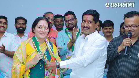 Sangeeta Thombre, Bajrang Sonvane