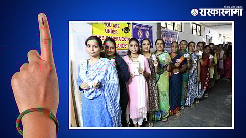 Womens in the que for voting In Nashik