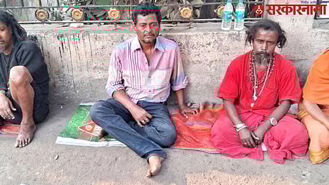 Indrajit Sinha begging