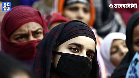 Kashmiri citizens leave Nashik,