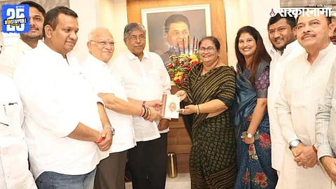 Chandrakant Patil Jayshree Patil And other BJP leader
