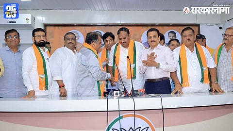 Ganesh Gite joins BJP