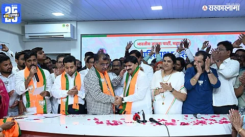 Prashant Yadav joins BJP ravindra chavan nitesh rane