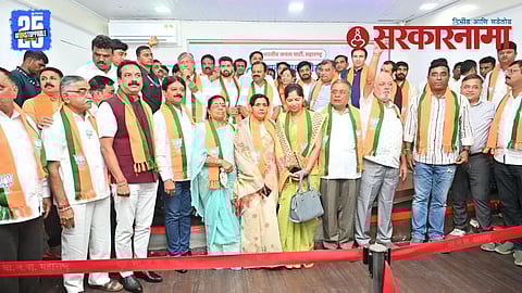 Janshakti Aghadi leaders join BJP in Karad city under MLA Dr. Atul Bhosale’s leadership, altering local political equations.