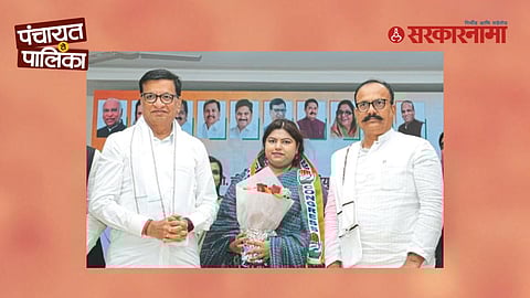 Girija Pichad joins Congress
