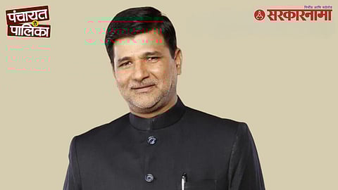 Shivsena and ShivSangram leaders celebrate Beed municipal election victory as Kshirsagar’s long-standing control ends, marking a major political shift in Beed district.