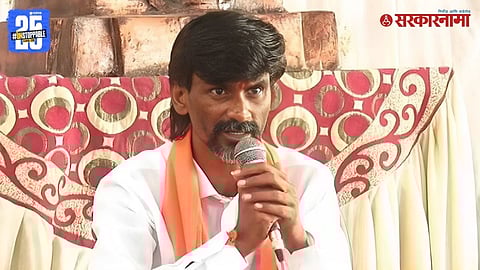 Maratha reservation activist Manoj Jarange Patil clarifying his neutral stand ahead of Maharashtra municipal corporation elections, appealing to avoid misleading viral videos.