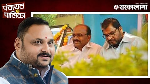 Senior BJP leader Anil alias Savkar Madnaik addressing a press conference in Jaisingpur, where he made serious allegations regarding a political conspiracy within the Mahayuti alliance.