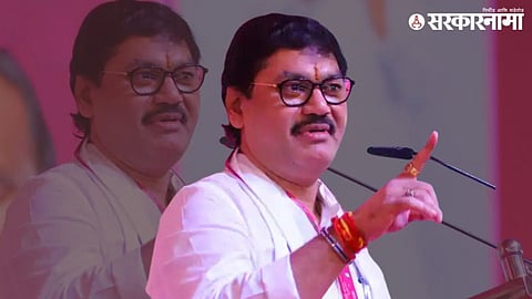 Dhananjay Munde addressing supporters after receiving relief in Lokayukta complaints, appealing for restraint amid ongoing political tensions.