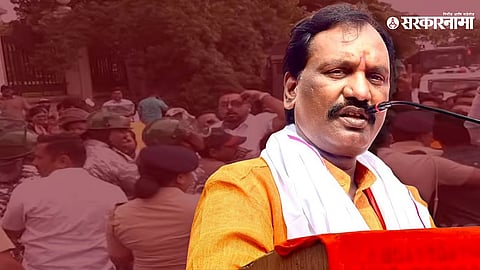 Thackeray group shiv sena protest panchayat samiti member