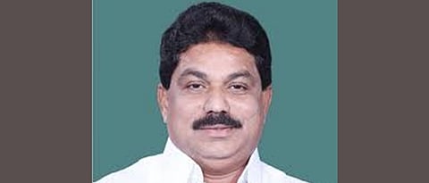 तिकीट कापलेले भाजप खासदार ए. टी. पाटील घेणार कार्यकर्त्यांचा कौल