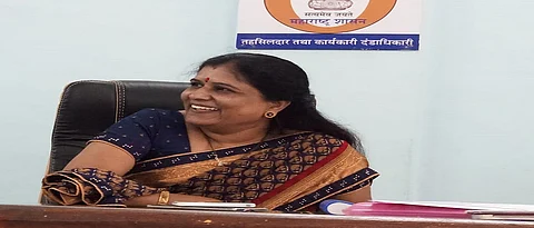 chaya pawar suspend news